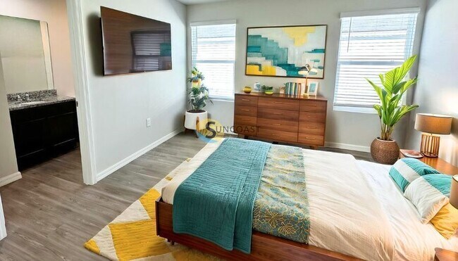 Building Photo - 6522 Sweetbay Ln