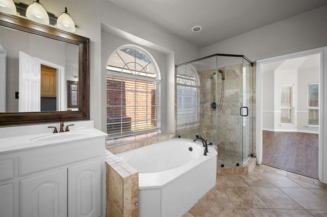 Building Photo - 3652 Blue Spruce Dr
