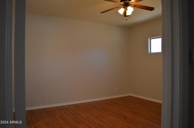 Building Photo - 4132 E Carriage Ct