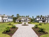 Building Photo - 16044 Pendio Dr