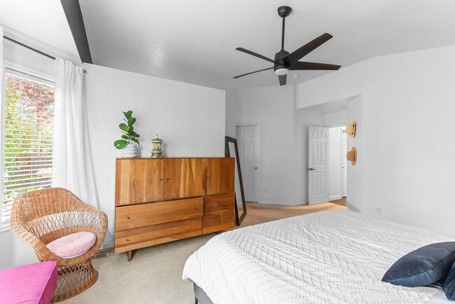 Building Photo - 2225 Timber Creek Dr