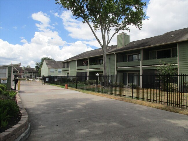 Building Photo - 14777 Wunderlich Dr