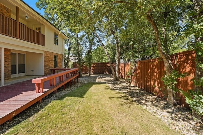 Building Photo - 5901 Derek St