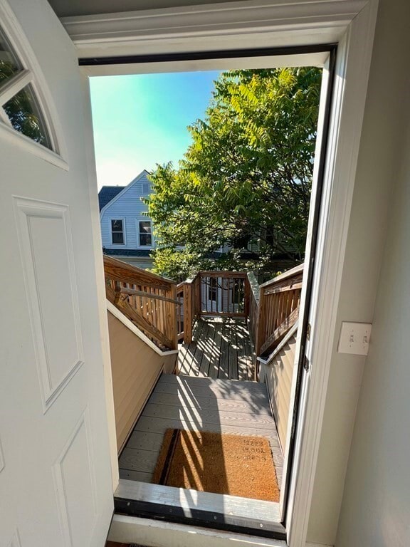 Building Photo - 130 Vernon St