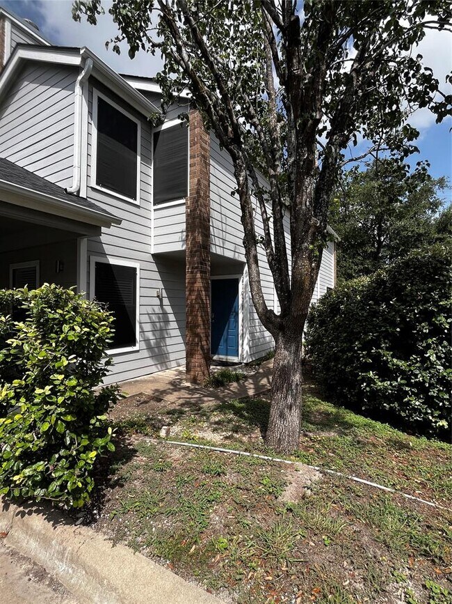 Building Photo - 7635 Guadalupe St