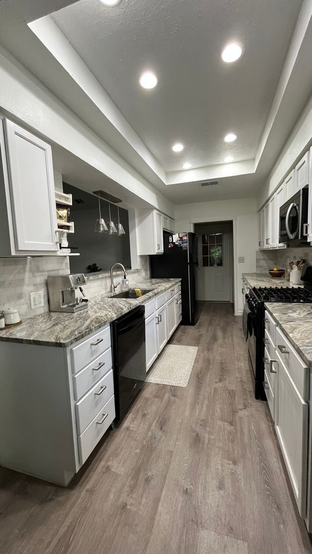 Building Photo - Spacious 4BR House in San Antonio