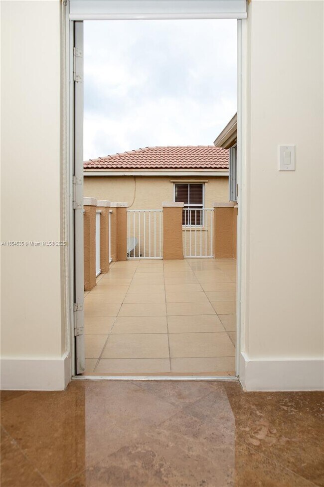 Building Photo - 5241 SW 155th Ave