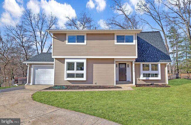 Building Photo - 2520 Linwood Ln