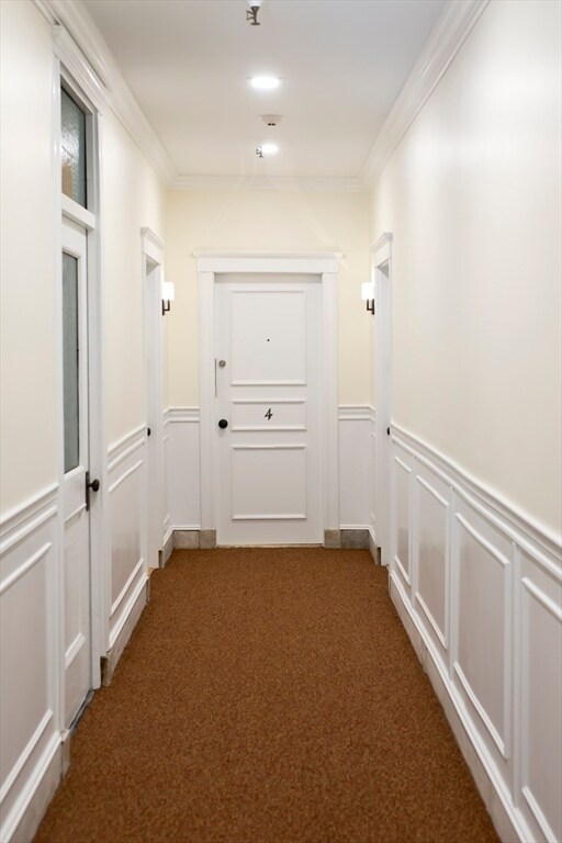 Building Photo - 73 Park Dr