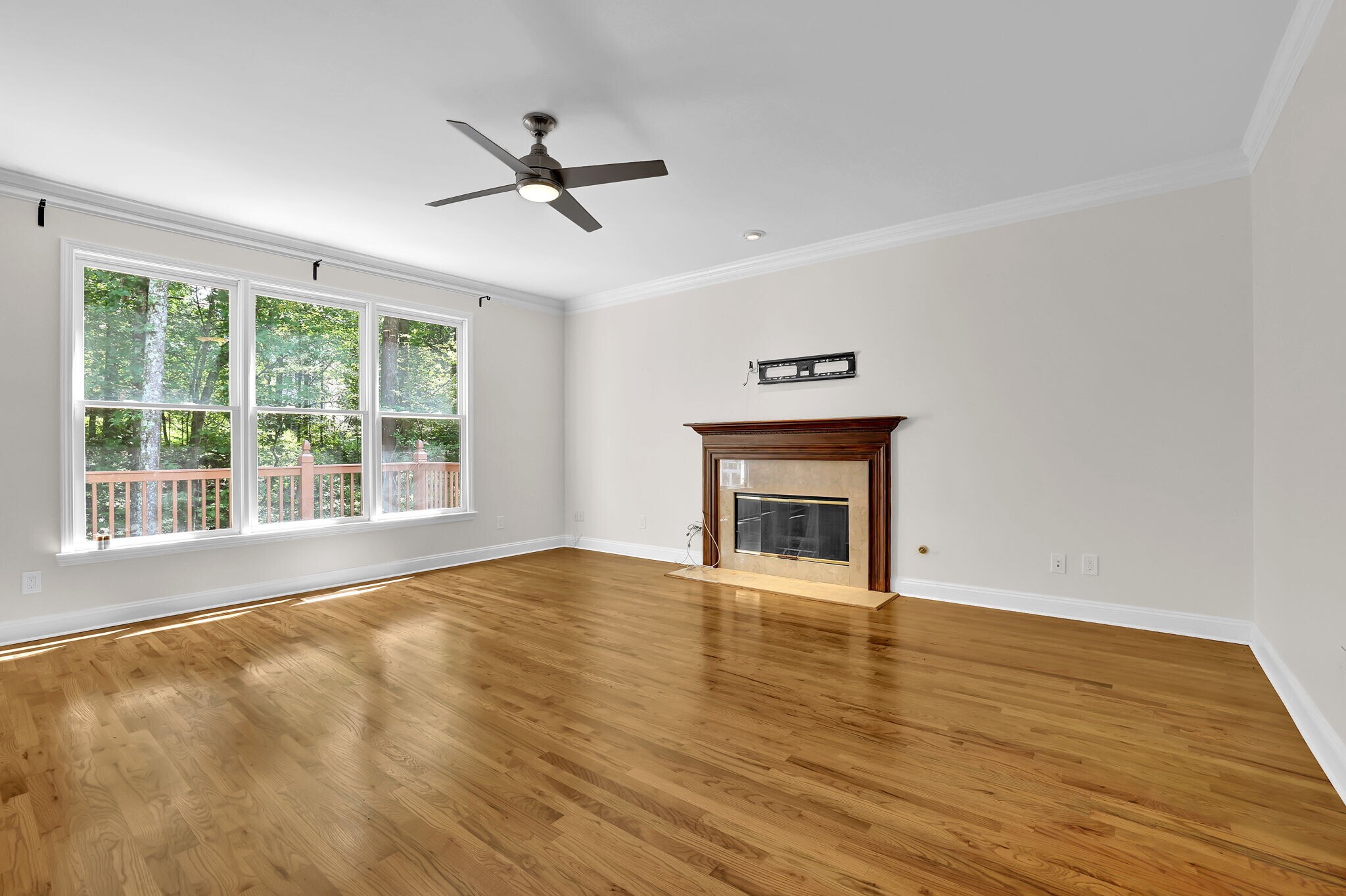 Building Photo - 230 Graystone Way