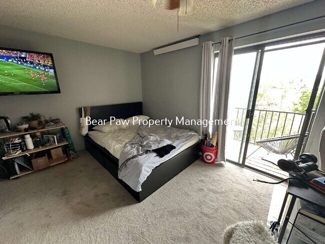 Building Photo - "Charming 4-Bed Townhouse in Golden, CO "