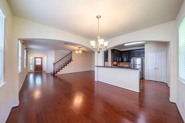 Building Photo - 3906 Waterford Ln