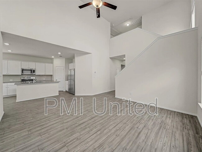 Building Photo - 2321 Larimar Dr