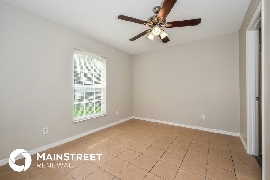 Building Photo - 814 Crystal Ave