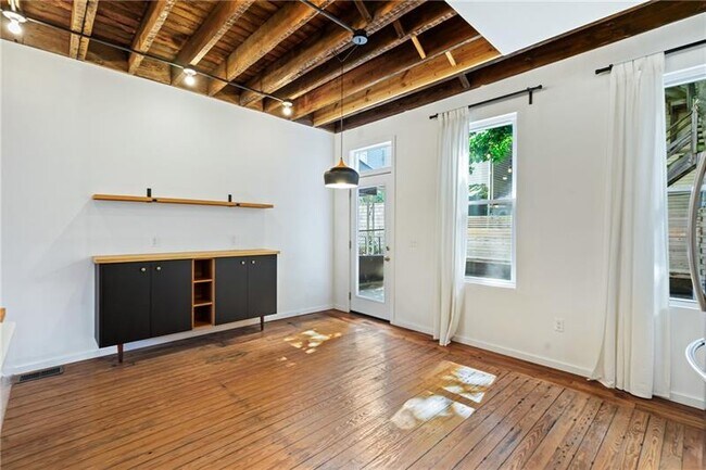 Building Photo - 5114 Natrona Wy