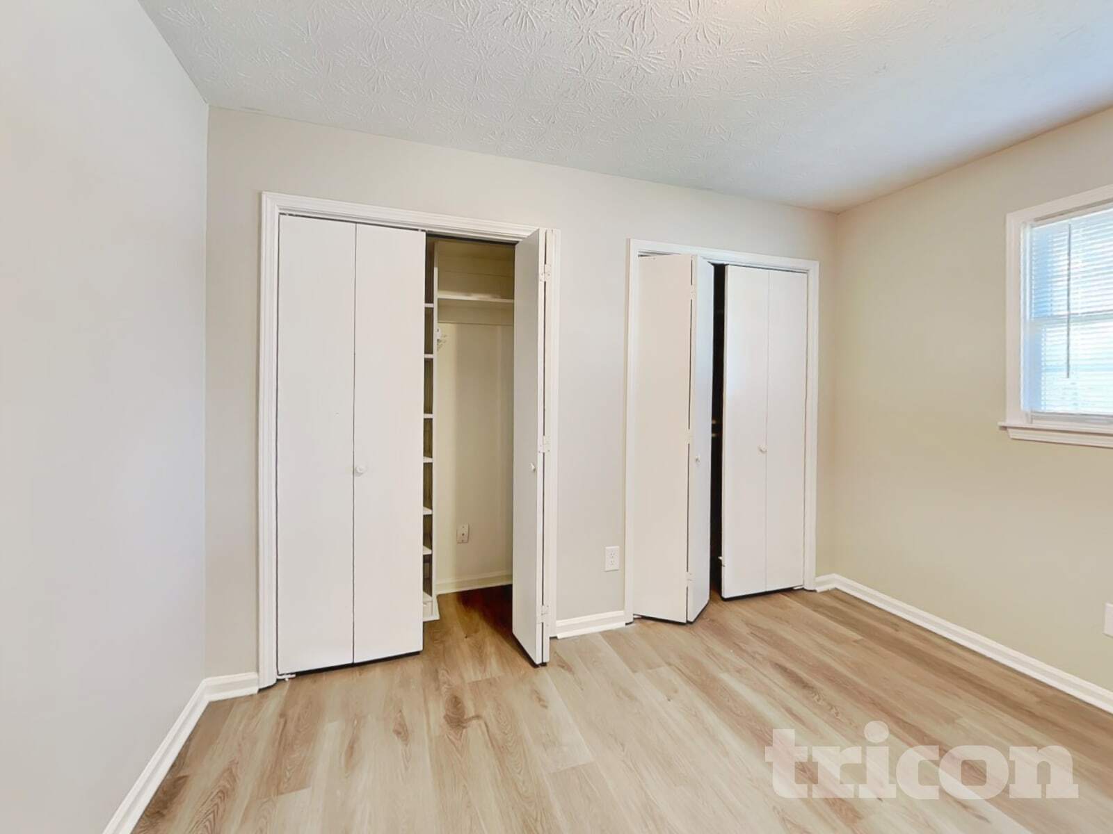 Building Photo - 2906 Deshong Dr SW