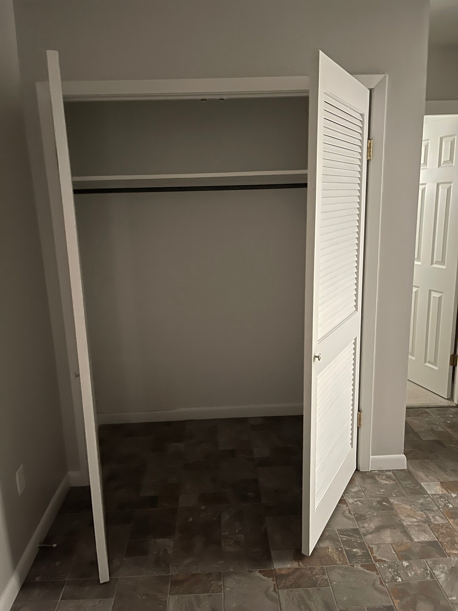 Bedroom Closet - 2525 Annunciation St