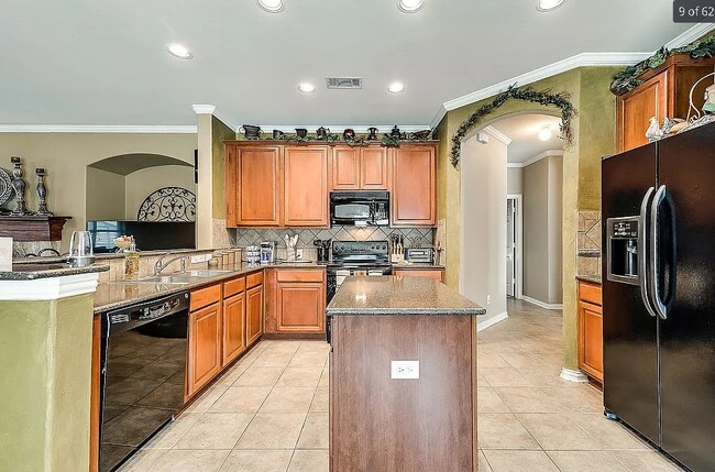 Building Photo - 2328 Wichita Tr