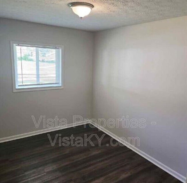 Building Photo - 4816 Andalusia Ln