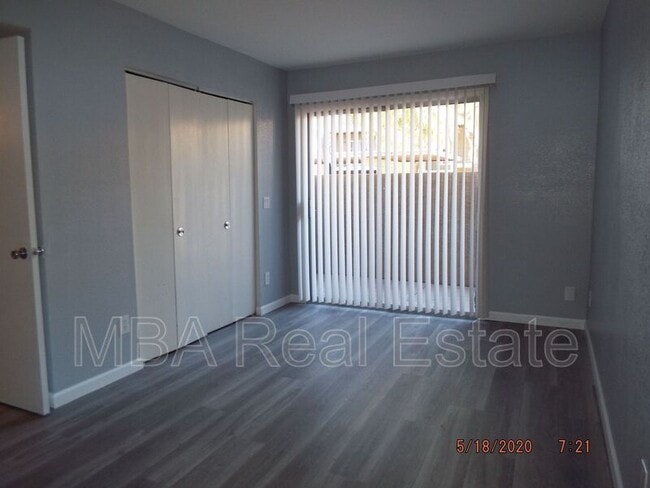 Building Photo - 2832 E Le Marche Ave