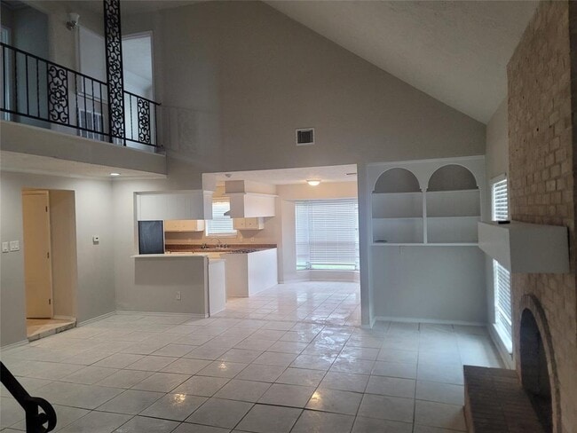 Building Photo - 10601 Sagewind Dr