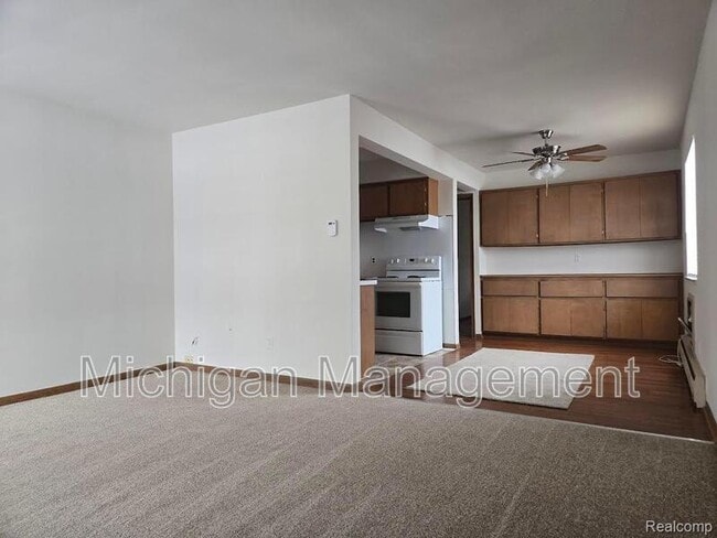 Building Photo - 20231 Kelly Rd