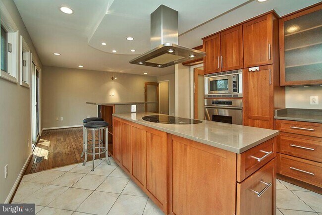 Building Photo - 8588 Coral Gables Ln