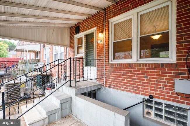 Building Photo - 2110 Coralthorn Rd