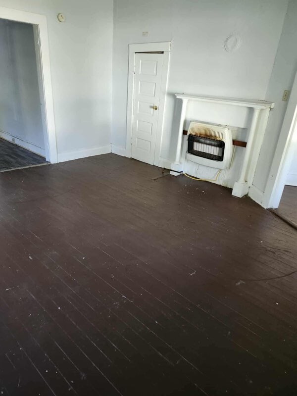 Building Photo - 2 Bedrooms 1 Bathroom