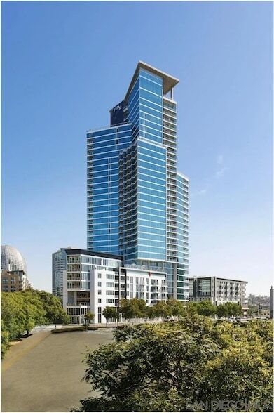 Building Photo - 100 Park Plz