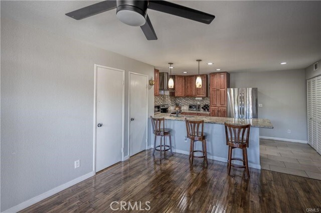 Building Photo - 25031 Peachland Ave