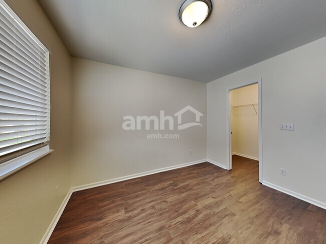 Building Photo - 7785 Blue Vail Way