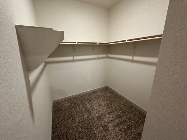 Building Photo - 103 Krause Spgs Dr