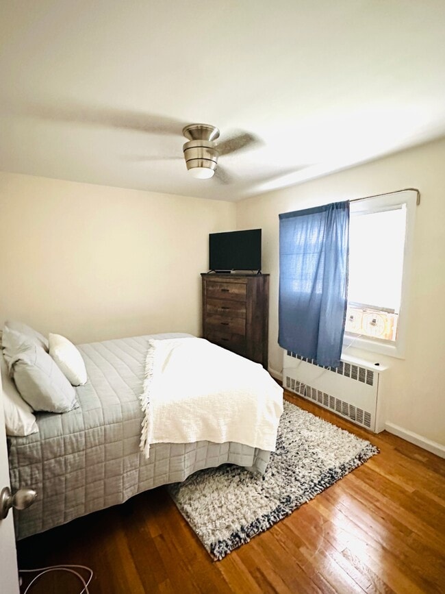 Building Photo - 9 Millers Ln