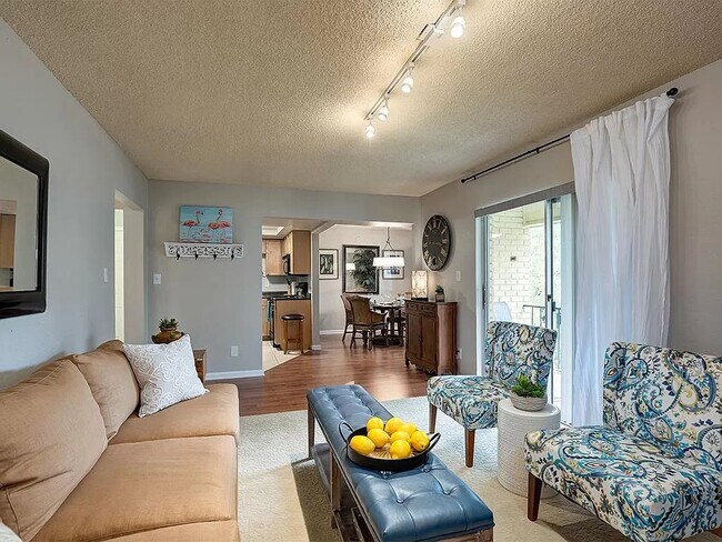 Building Photo - 226 Lewfield Cir