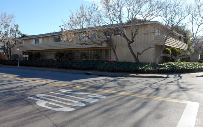 Building Photo - Latham West