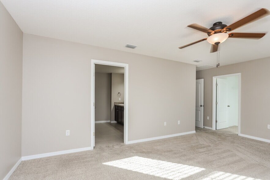 Building Photo - 1802 Greenwood Valley Dr