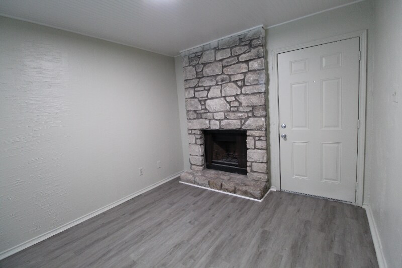 Building Photo - 2902 Sweeney Ln