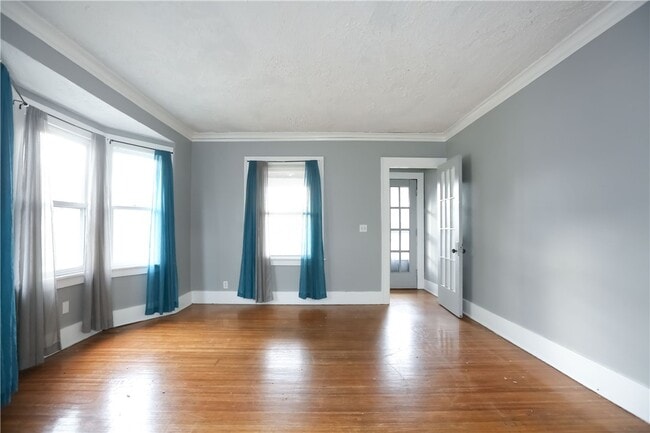 Building Photo - 506-508-508 Melville St