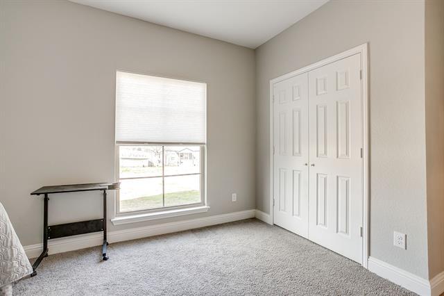 Building Photo - 5617 Kilpatrick Ave