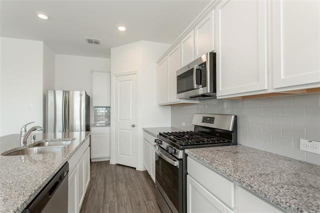 Building Photo - 2157 Clarion Dr