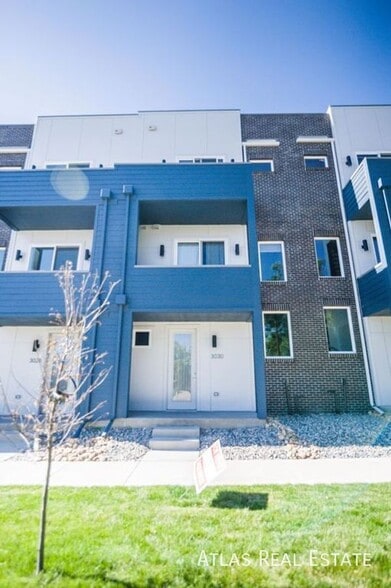 Building Photo - 3030 W 19th Ave