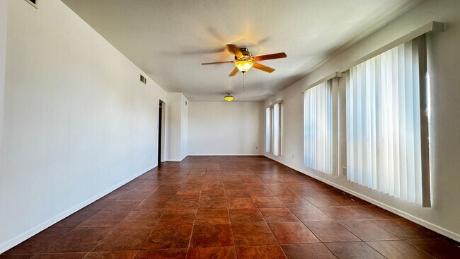 Building Photo - Eastside (Broadway/Harrison) 3 bedroom, 2 bath home, 2 car garage with workshop/storage, a/c and ...