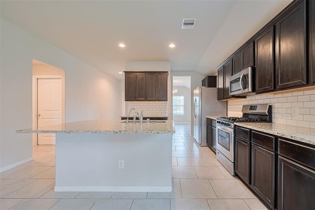 Building Photo - 3010 Veeder Pass Ln