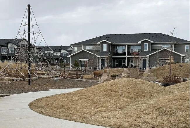Building Photo - Elegant Townhome in Loveland