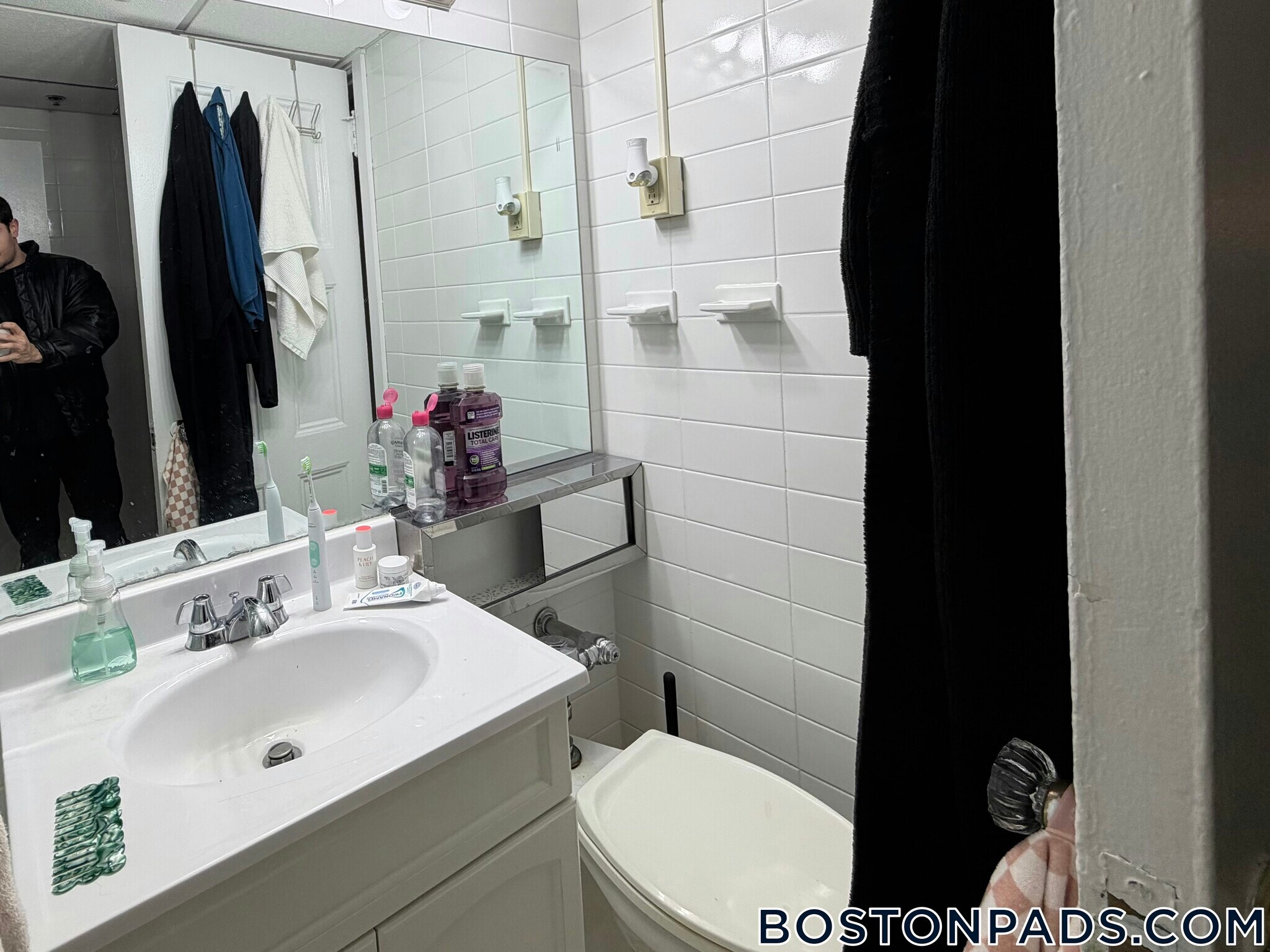 Building Photo - 62 Boylston St