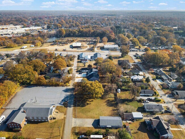 Building Photo - 13 Jamison St