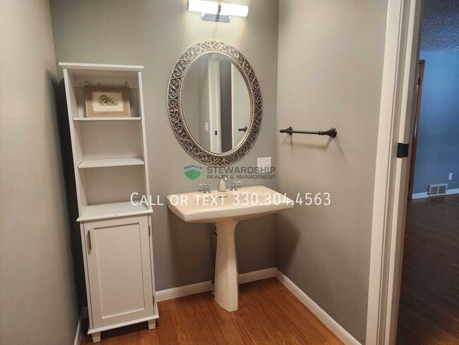 Building Photo - 1107 Field St NW