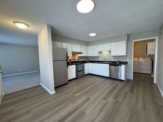 Building Photo - Home Sweet Home — 3 Bedroom with 2-Car Garage