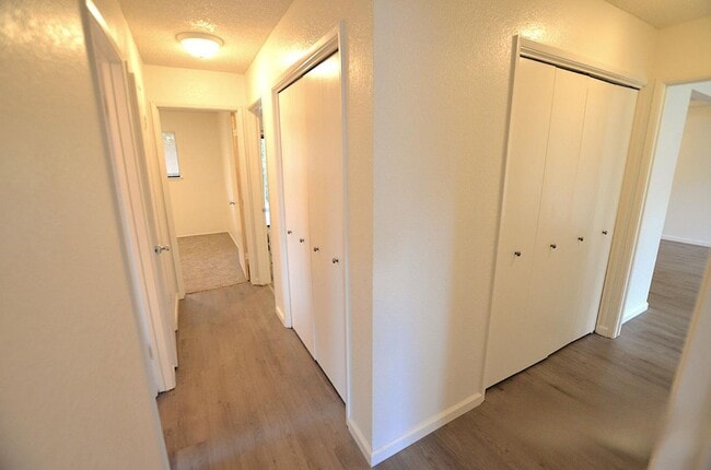Building Photo - 5510-5510 Fair Oaks Blvd